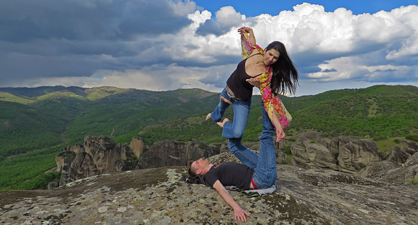 Acro Yoga in Meteora