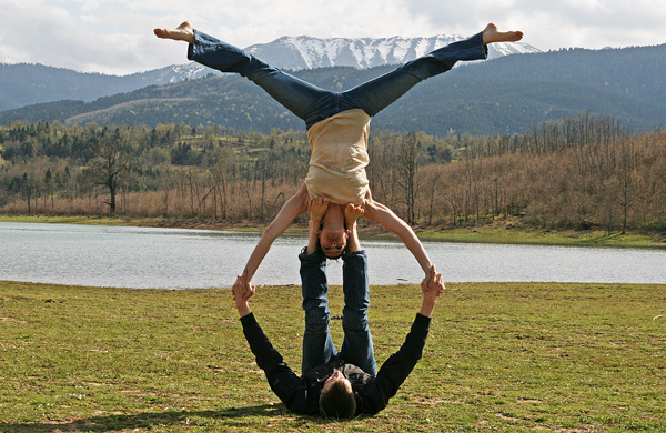 Acro Yoga Karditsa