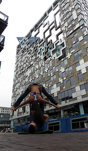 Acro Yoga at The Cube